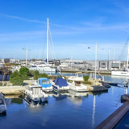 Apartment Les Marines De Port By Interhome *