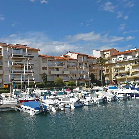 Les Marines De Port By Interhome Апартаменты