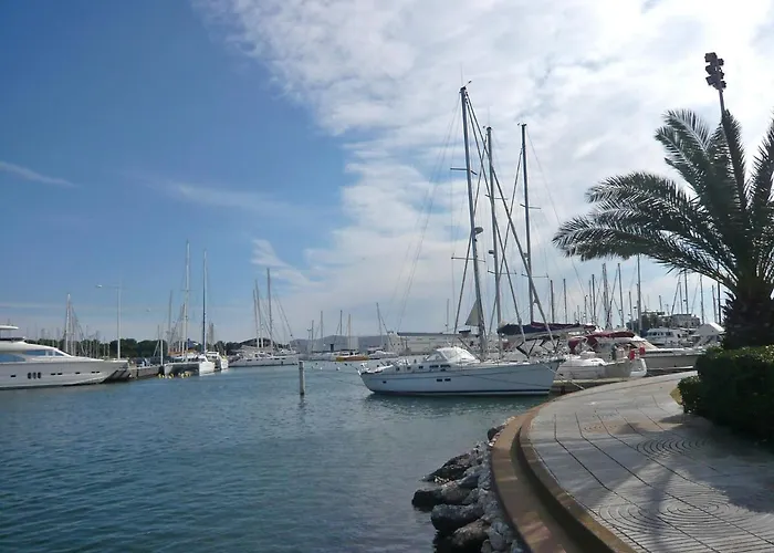 Apartment Les Marines De Port By Interhome